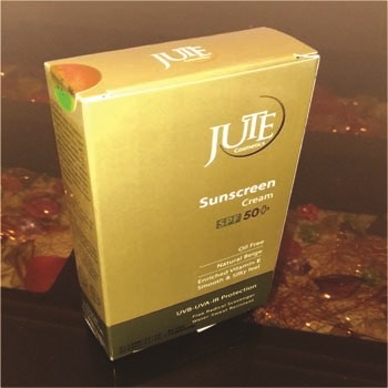 کرم-ضد-آفتاب-JUTE-باSPF50-مخصوص-پوست-های-چرب-با-رنگ-بژ-طبیعی