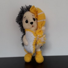 عروسک-بافتنی-جوجه-تیغی-خوابالو