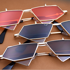 عینک-آفتابی-زنانهFendi