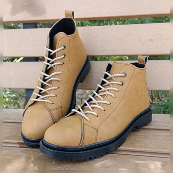 نیم-بوت-مردانه-رنگ-کرم