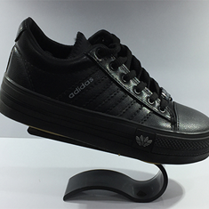 کتونی-آدیداس