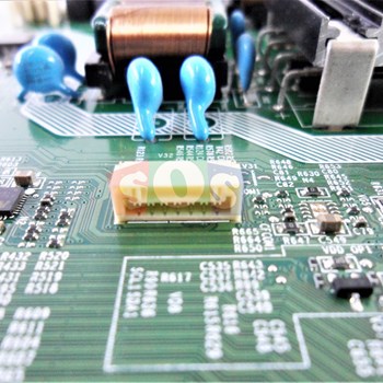 برد-مین-هایسنس-55B7101