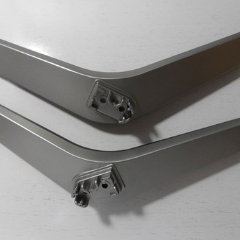 پایه-رومیزی-هایسنس-50K3300