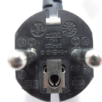 کابل-برق-1-5-متری-بلست-BTV-32HDC110B