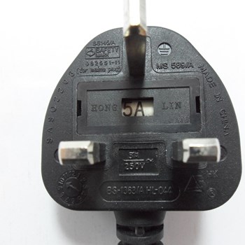 کابل-برق-1-5-متری-3-پین-فیوزدار