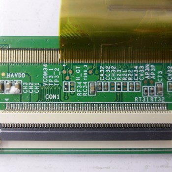 لکویید-شکسته-سامسونگ-32D585-32D550