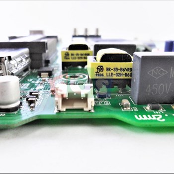 برد-مین-هایسنس-55B7300