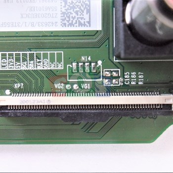 برد-مین-هایسنس-55B7101