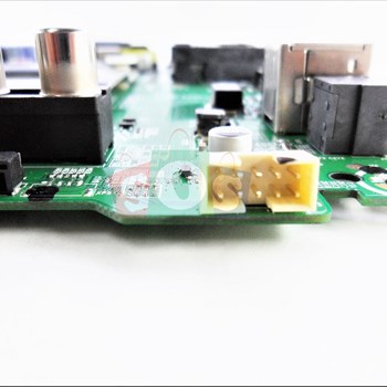 برد-مین-هایسنس-55B7300